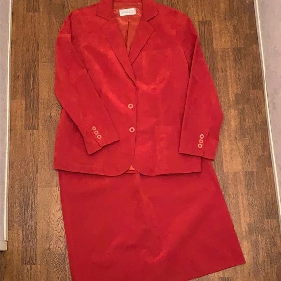 Vintage ULTRA SUEDE DRESS SUIT💋 - Picture 5 of 16